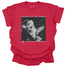 Load image into Gallery viewer, believe in the magic of christmas
