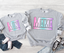 Load image into Gallery viewer, Mama/Mini cotton candy checkered crewneck
