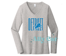 Load image into Gallery viewer, detroit crewneck long sleeve v neck/crewneck/hoodie YOUTH&amp;ADULT
