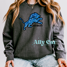 Load image into Gallery viewer, detroit faux glitter crewneck
