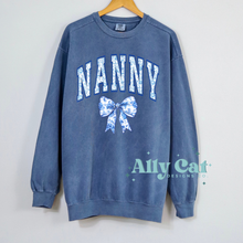 Load image into Gallery viewer, floral varsity crewneck

